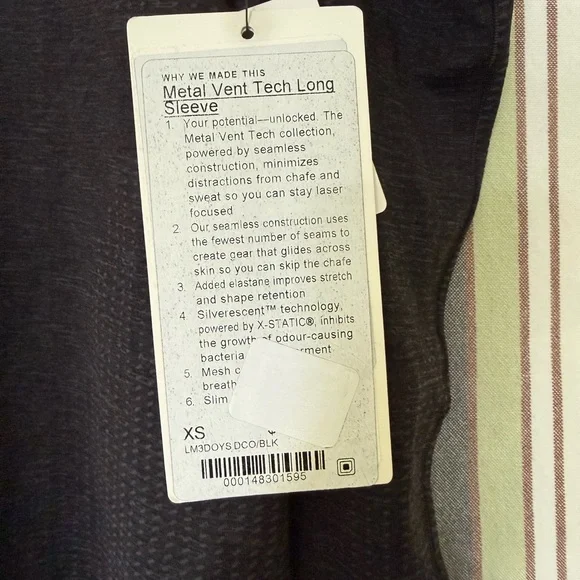 Black Metal Vent Tech Long Sleeve - Picture 2 of 3